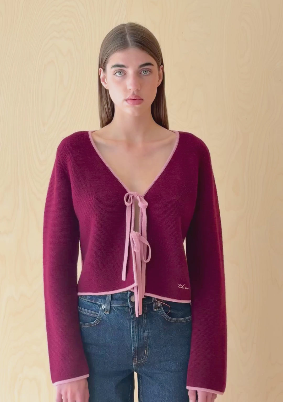 Cardigan noué en laine mérinos bordeaux