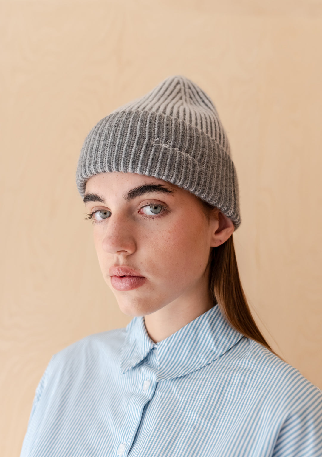 Bonnet en cachemire et mérinos bicolore anthracite