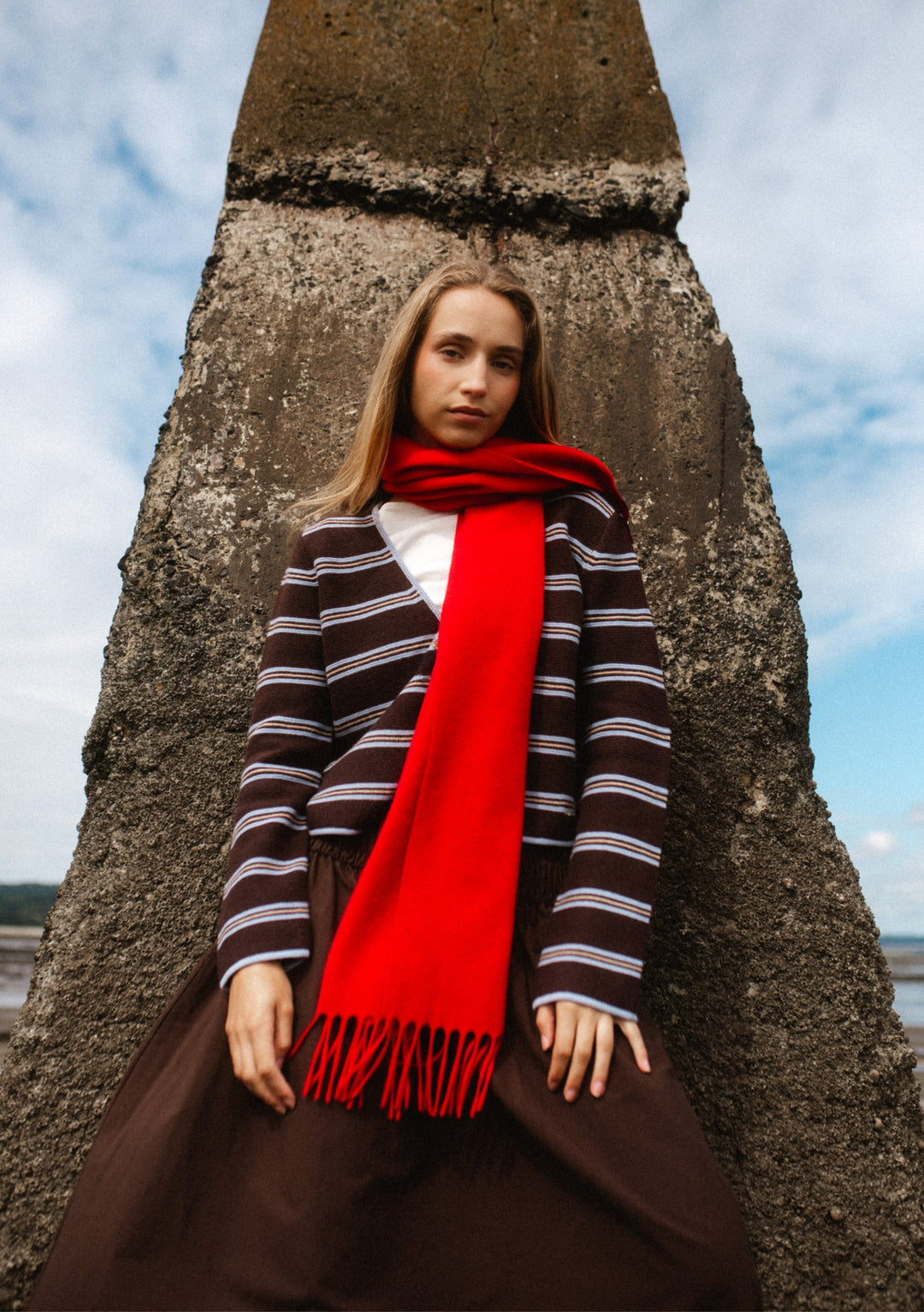 Cardigan à nouer en laine mérinos à rayures marron