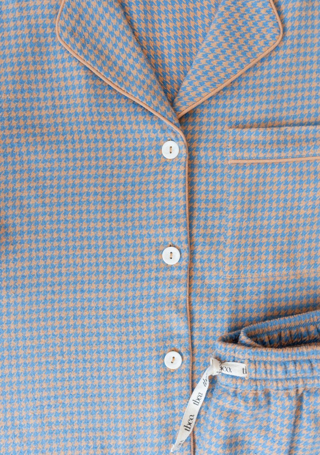 Baumwollpyjama mit blauem Hahnentrittmuster
