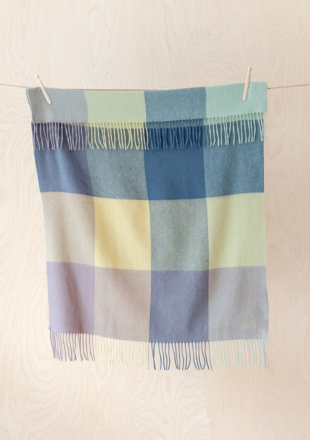Couverture pour bébé en laine d'agneau à carreaux ardoise