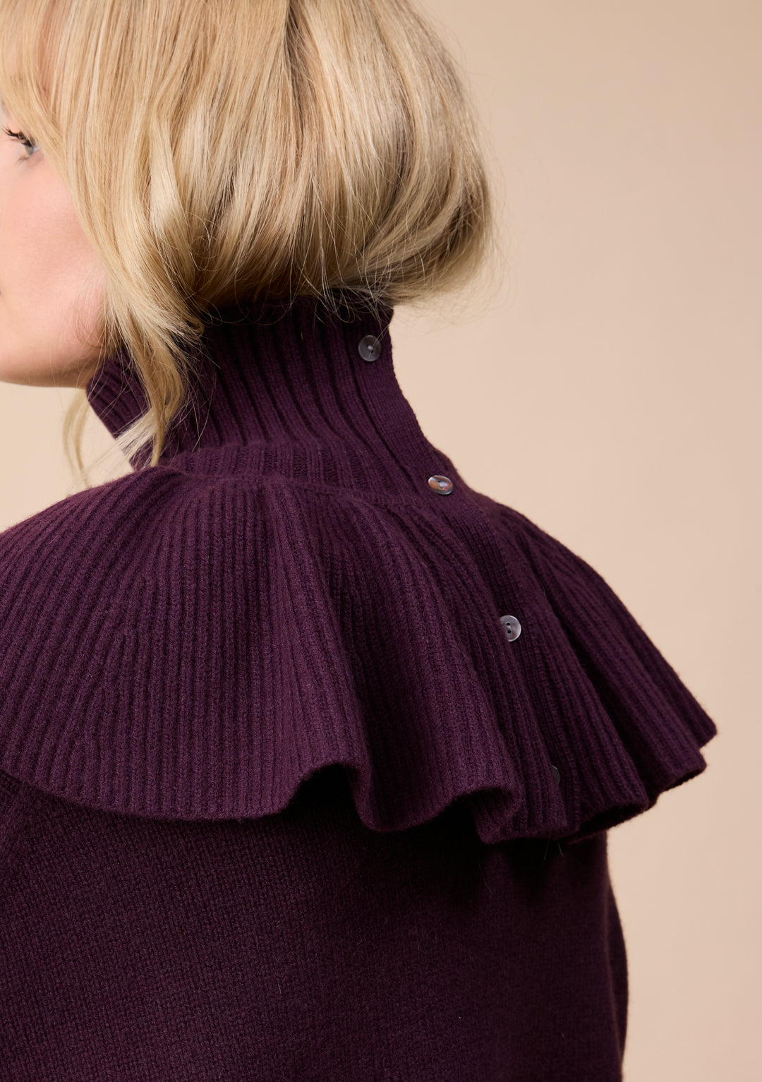 Merino Wool Neck Warmer in Fig
