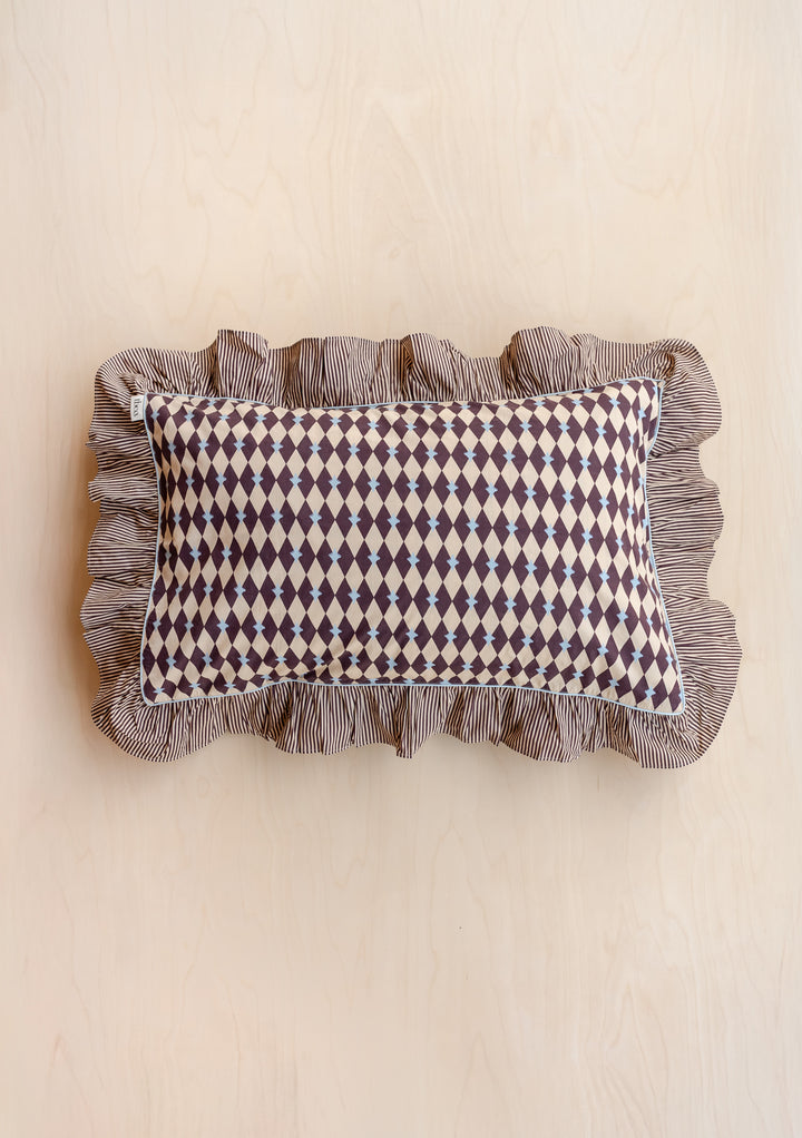 Pair of Cotton Pillowcases in Camel Harlequin