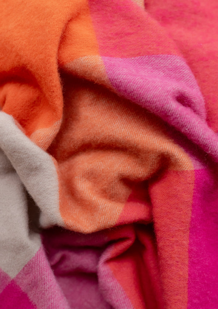 Lambswool Oversized Scarf in Pink Square Check