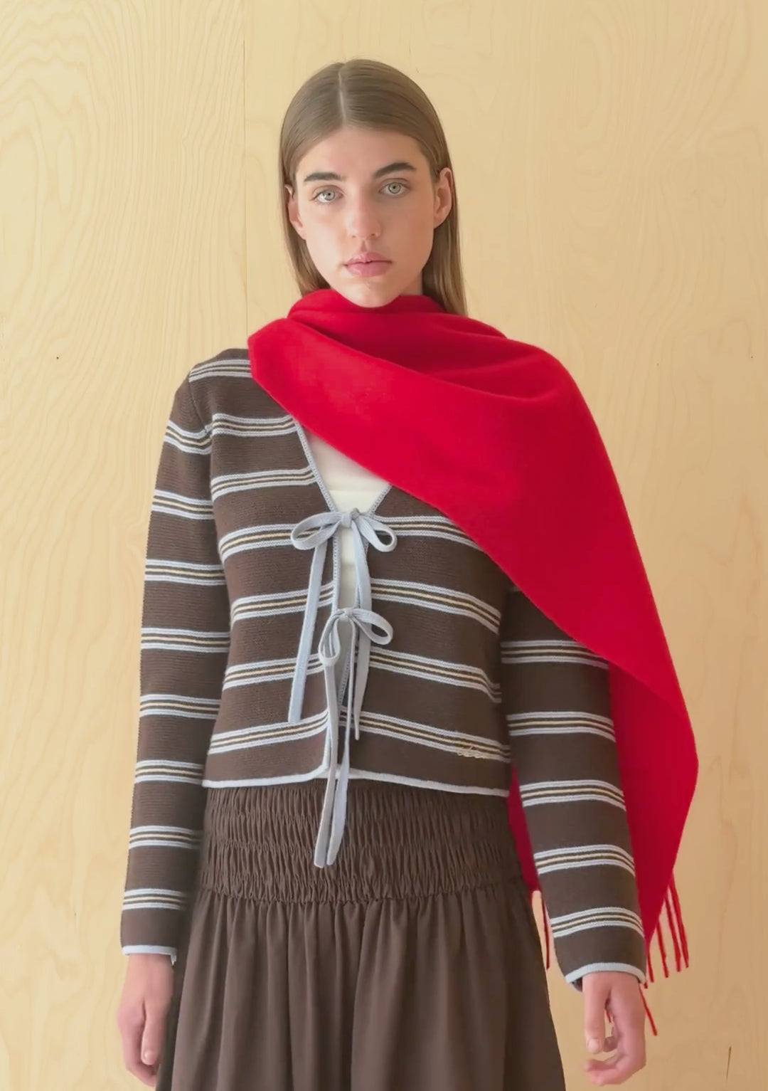 Cardigan à nouer en laine mérinos à rayures marron