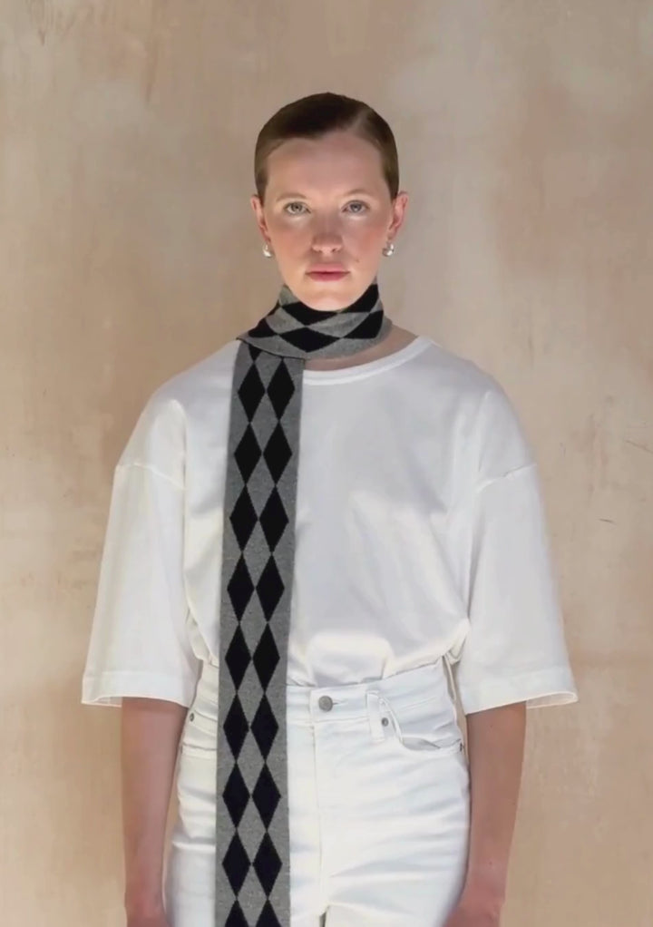 Merino Wool Skinny Scarf in Charcoal Harlequin